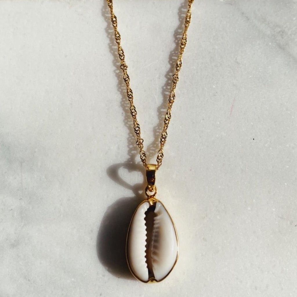 kauri shell necklace